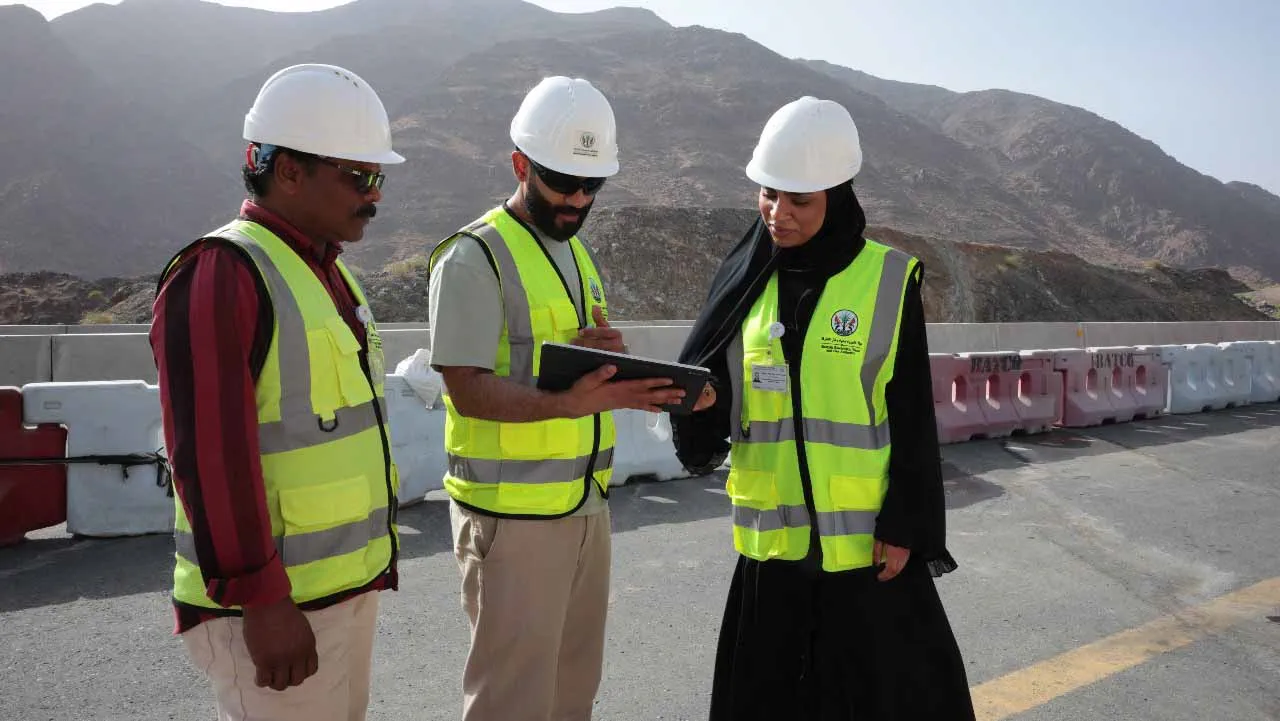 لدعم المشروعات العمرانية والحضارية بـ108 ملايين درهم..كهرباء الشارقة تنفذ شبكة نقل وتوزيع مياه بكلباء